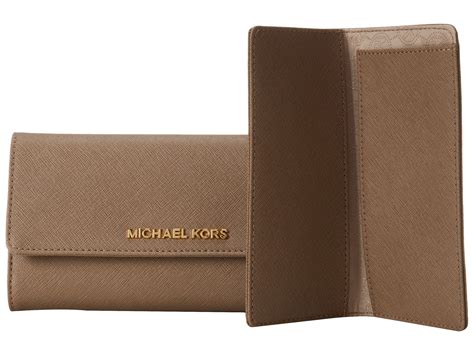 Michael kors checkbook wallet + FREE SHIPPING 